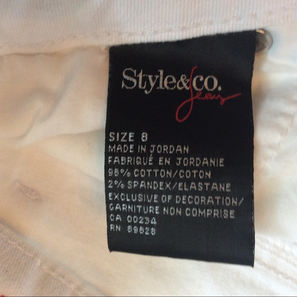 Style &Co White Capris Jeans - Picture 5 of 6